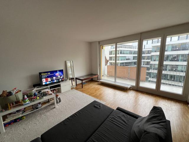 Helle 2 Zimmer Wohnung mit Balkon in Frankfurt am Main