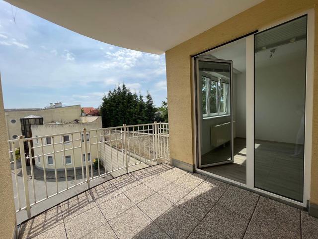 Helle 2 Zimmer Wohnung mit Balkon, Neusiedl am See 55m2
