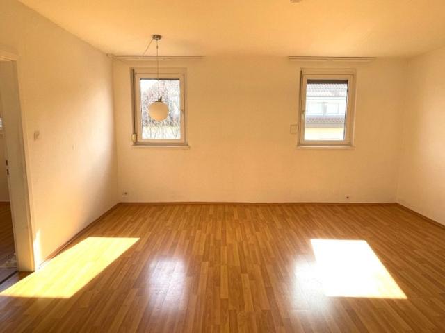 Helle 2 Zimmer Wohnung mit Einbauküche in Billstedt