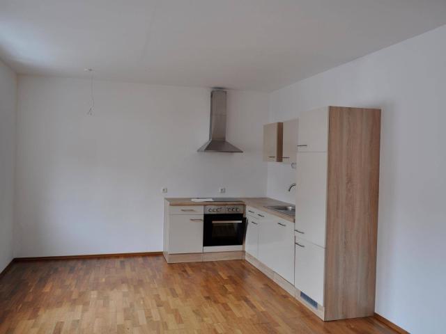Helle 2 Zimmer Wohnung in ruhiger Lage Ideal für Singles & Paare!