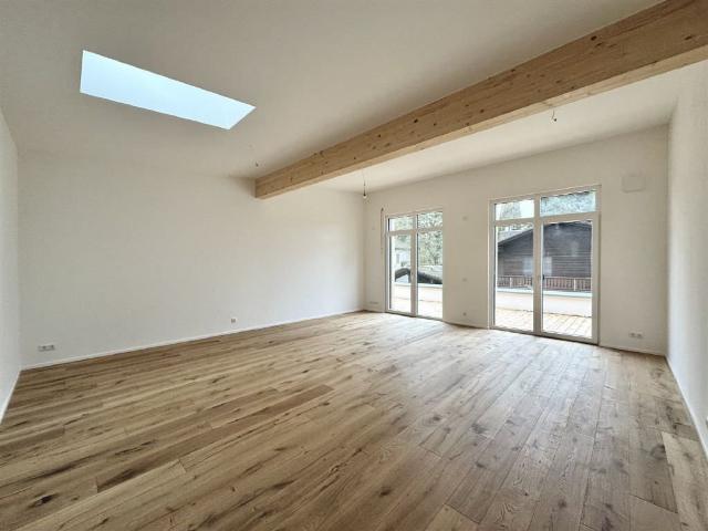Helle 2 Zimmer Neubauwohnung mit Dachterrasse in ruhiger Lage in Vilsbiburg!
