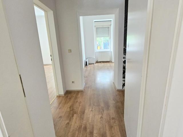 Helle 2 Zimmerwohnung in Graz Gösting! Auf Wunsch auch mit kleinem Garten!