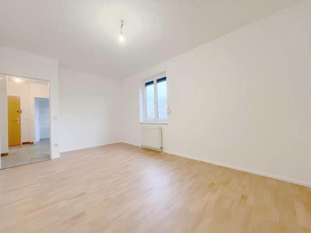 Helle 2 Zimmerwohnung Ruheoase mit perfekter Verkehrsanbindung!