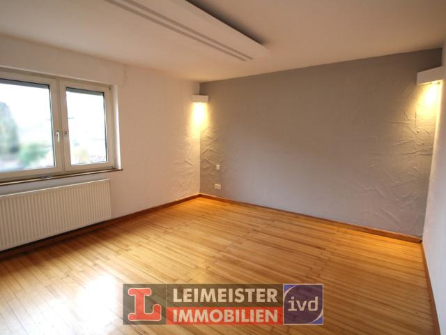 Helle 3 Zimmer WOHLFÜHLOASE mit Terrasse in Damm