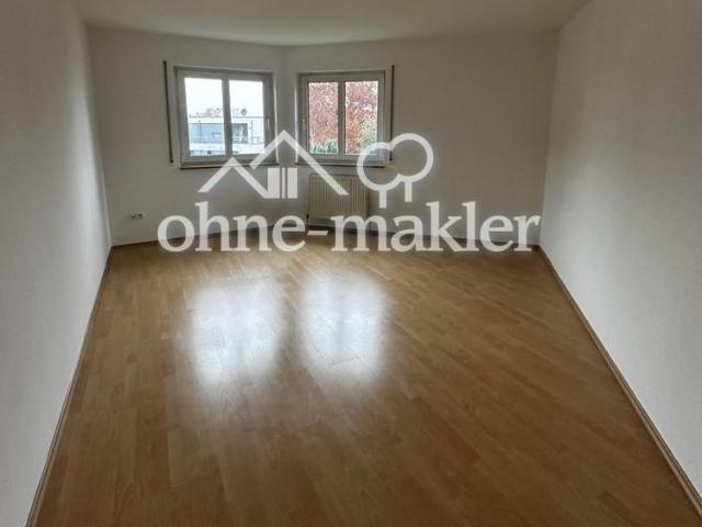 Helle 3 Zimmer Wohnung mit Balkon & Duplex Stellplatz in ruhiger Lage von Weiherhof
