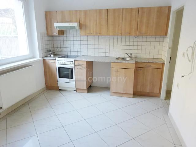 Helle 3 Zimmer Wohnung mit großer Terrasse in Langenzersdorf! Miete 1490. inkl. WW& HZ!