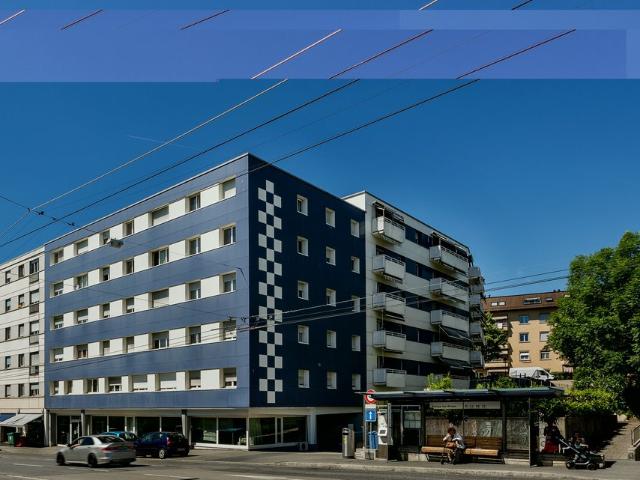 Helle 3 Zimmer Wohnung im 4. Stock in Lausanne