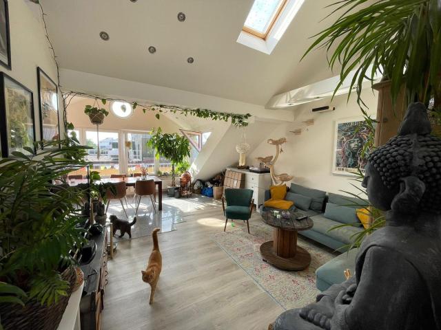Helle 3 Zimmer Dachgeschosswohnung in Top Innenstadtlage in Osnabrück