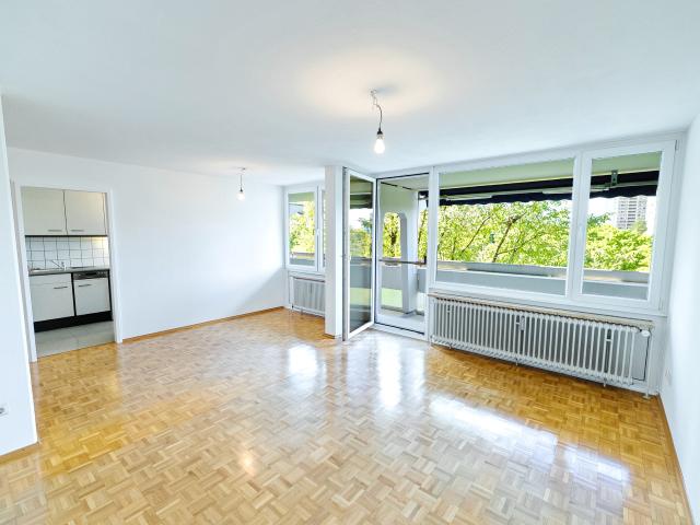 Helle 3 Zimmer mit perfekter Aufteilung ruhig und grün gelegen sofort beziehbar