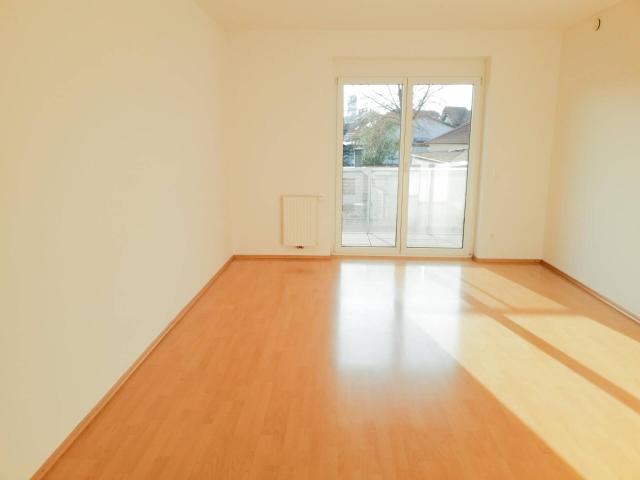 Helle 3 Zimmerwohnung mit großzügigem Balkon