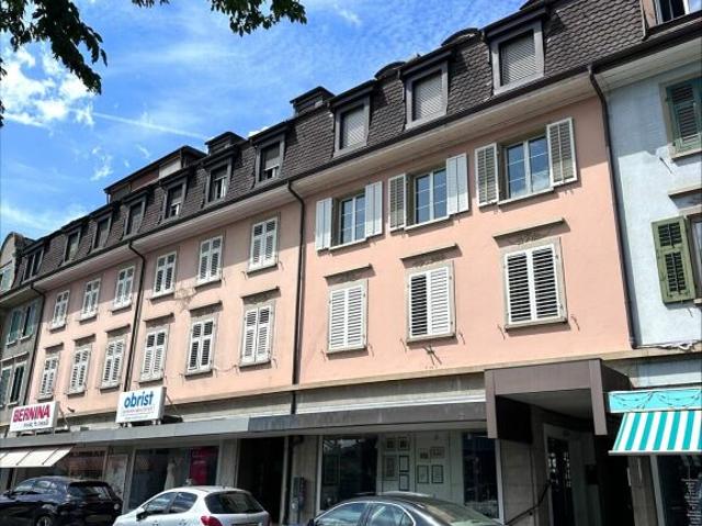Helle 3.0 Zimmer Wohnung an zentraler Lage zu vermieten