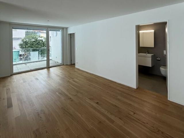 Helle 3.5 Zimmer Wohnung an zentraler Lage  per sofort verfügbar