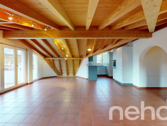 Helle 3.5 Zimmerwohnung mit Balkon