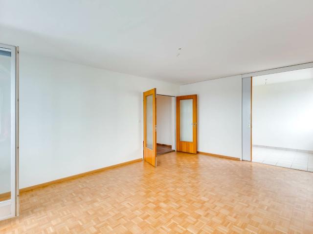 Helle 3.5 Zimmerwohnung neben Migros Paradies in Allschwil | dreamo. Ch