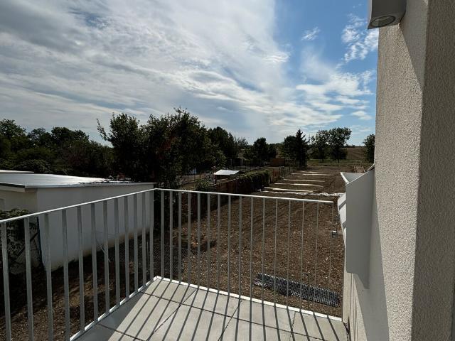 BEZUGSFERTIG! sonnige und gut aufgeilte 2 Zimmer Wohnung mit Balkon und Garten_T15_Kleegarten