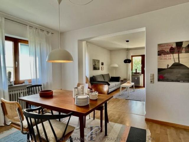 VERKAUFT: Helle, freundliche 3,5 Zimmer Wohnung mit großem Balkon, TG Platz und Gartenblick, frei!