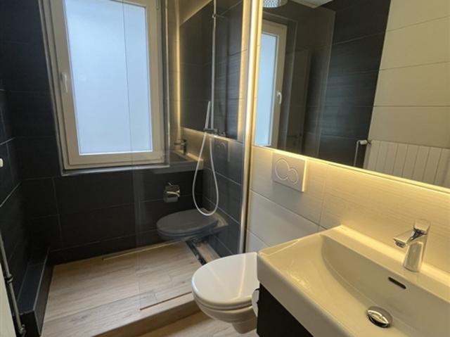 Helle und modern ausgestattete 3 Zimmer Wohnung mit Balkon