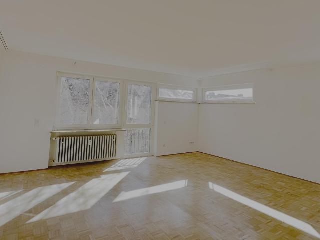 Helle und sanierte 4 Zimmer Wohnung 1.OG mit Balkon in Gerbrunn