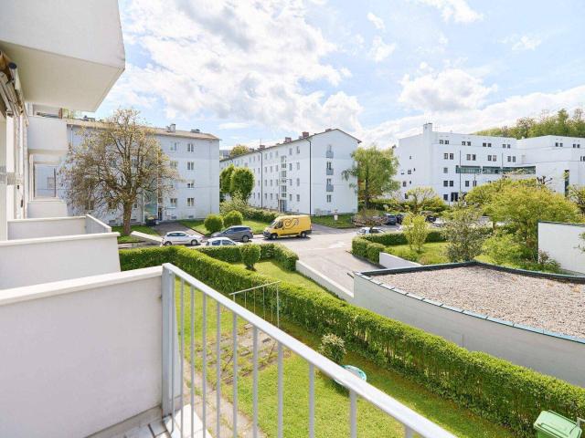 Helle und ruhige 2 Zi Wohnung mit Balkon in Linz/Urfahr zu verkaufen