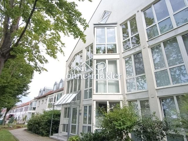 Helle, neu renovierte 4 Zimmer Wohnung mit Wintergarten, Balkon, Tiefgarage und Keller in Manching