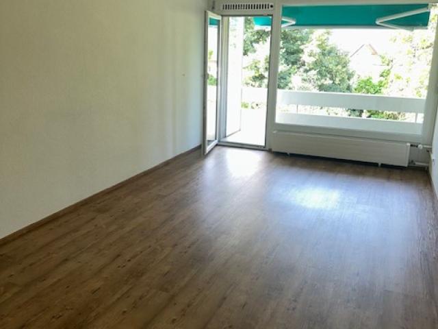 Helle Wohnung, mit Blick ins Grüne