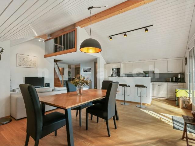 Helle Wohnung mit Blick auf den Genfersee!