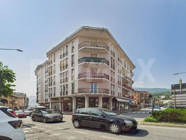 Helle Wohnung in Lavena Ponte Tresa IT