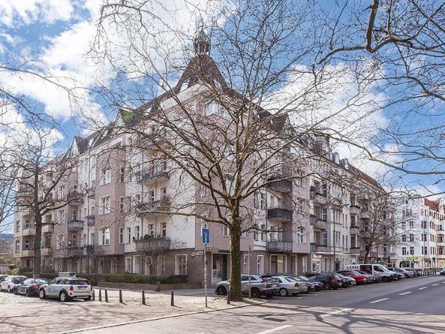 Helle Altbauwohnung nahe des Volksparks Wilmersdorf