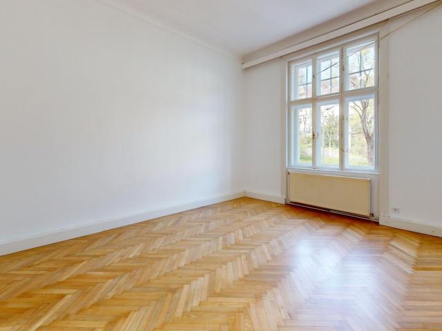Helle Altbauwohnung in BESTER DÖBLINGER LAGE / Möglichkeit zur Vergrößerung