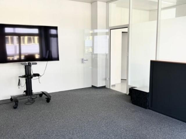 Helle, ansprechende Bürofläche zu vermieten