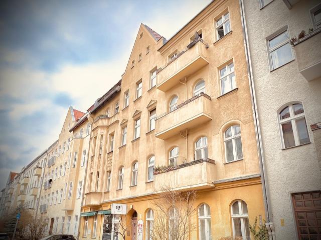 Helle auf Wunsch möblierte 2 Zi DGW, 81qm, Charlottenburg, ruhig, mit sonniger Loggia ab sofort