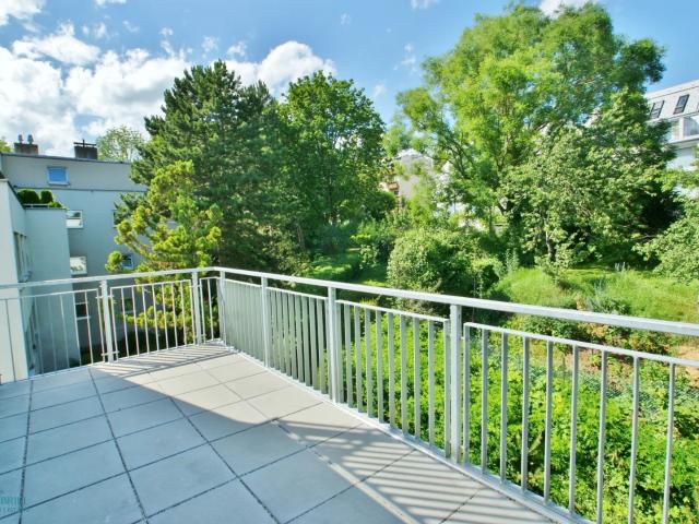 HELLE BALKONWOHNUNG NÄHE GERSTHOFERSTRASSE