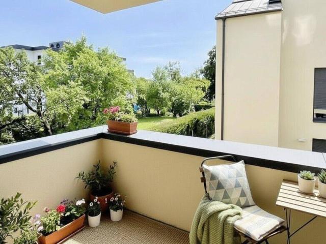 HELLE BALKON WOHNUNG im OG * ERSTBEZUG * in ESSLING & NATUR