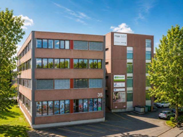 Helle Bürofläche im Industriequartier