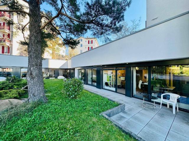 Helle Büroflächen zu mieten – Gartenebene in Lausanne
