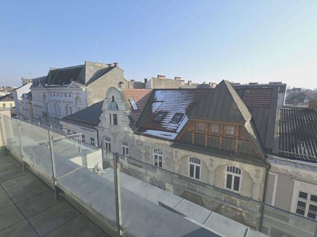 Helle Dachgeschosswohnung in St. Pöltner Innenstadt