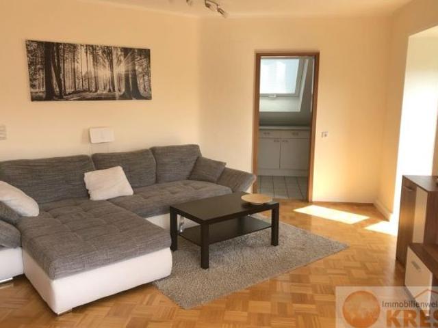 Helle, freundliche 2 Zimmer Maisonette Wohnung mit Einbauküche und Balkon im Staatsbad