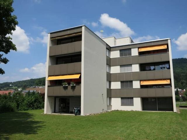 Helle, geräumige 1.0 Zimmer Gartenwohnung an ruhiger Wohnlage
