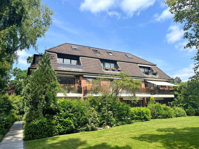 Helle Maisonette mit Balkon und Tiefgaragenstellplatz