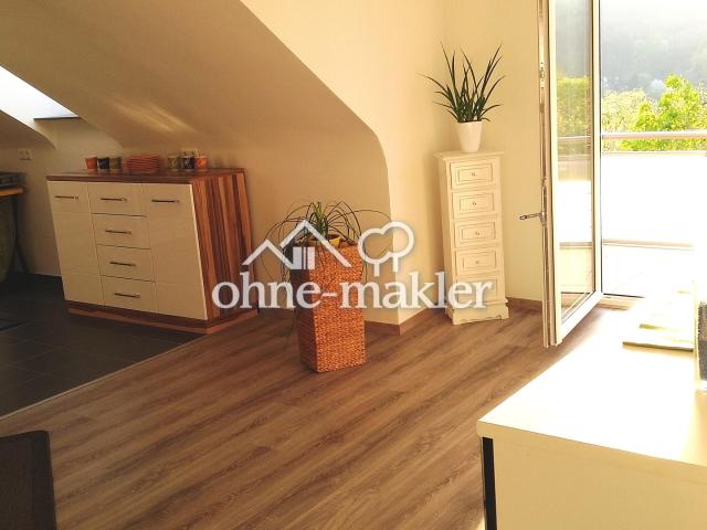 helle moderne 4 Zimmer DG Wohnung mit Balkon zentral in Bad Kissingen