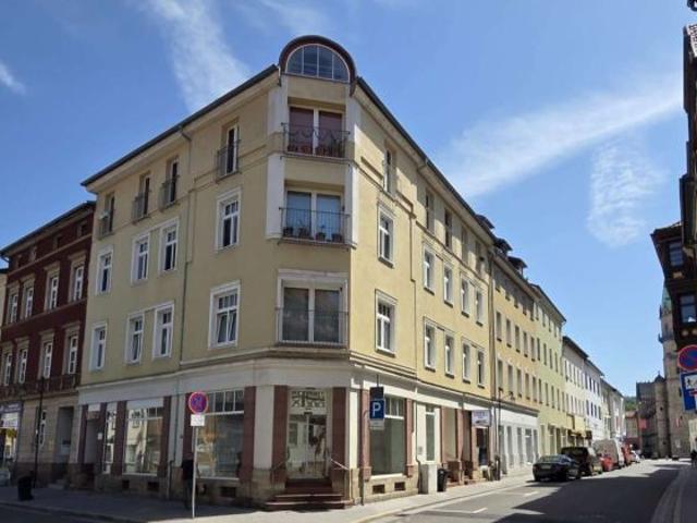 Helle Räume in zentraler Lage