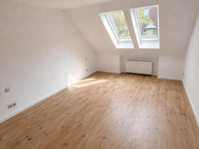 Helle renovierte 3 Zimmer Wohnung in Frohnhausen