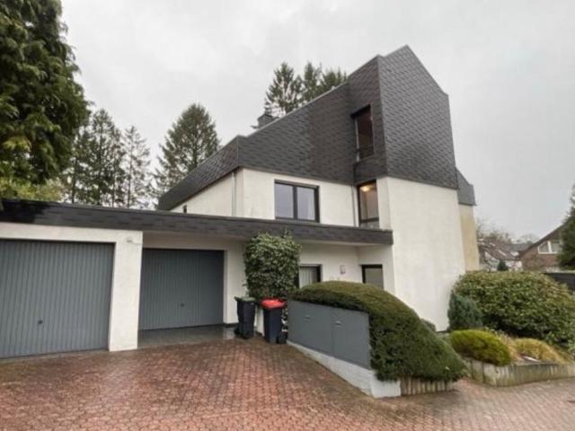 Verkaufe ruhige 2 Zi ETW mit Balkon in Aachen Hörn