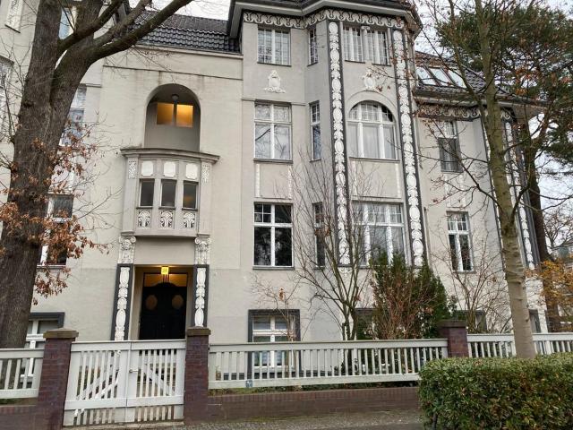Helle ruhige 5 Zimmer Kombiwohnung in Berlin Grunewald