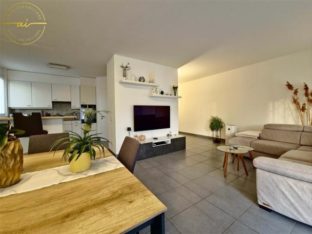 HELLES 3.5 ZIMMER APARTMENT MIT OFFENER AUSSICHT