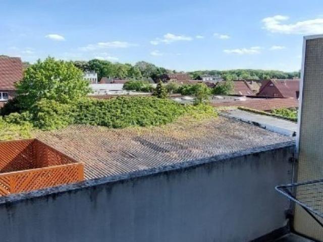Helles 1 Zimmer Apartment mit Balkon in ruhiger Lage