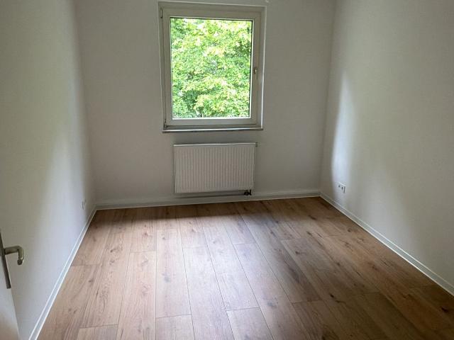 Helles 1 Zimmer Apartment in der Eisenbahnstraße, Mönchengladbach 2. OG