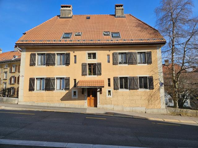 Helles 4 Zimmer Apartment zur Miete in La Chaux de Fonds