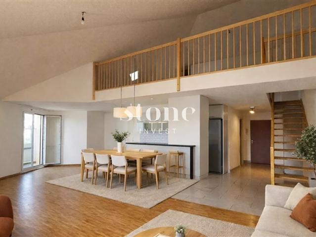 Helles Penthouse mit Terrasse