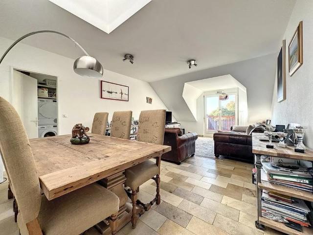 Hervorragende Penthouse Wohnung mit 4,5 Zimmern und Terrasse